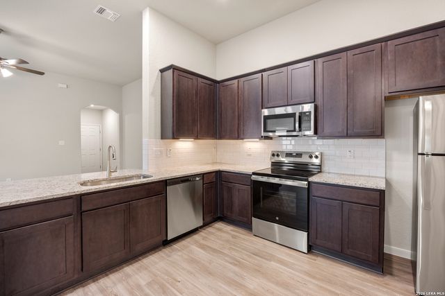 354 EMMA DR, New Braunfels, TX 78130