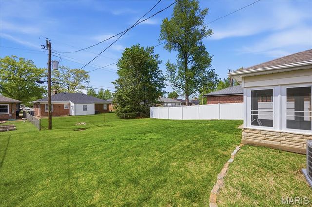 6215 Southland Avenue, St Louis, MO 63109