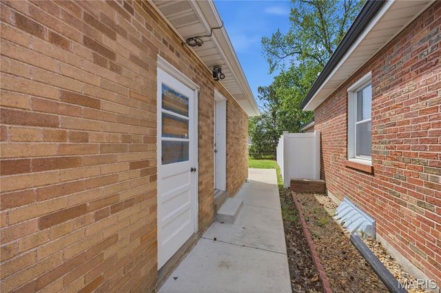6215 Southland Avenue, St Louis, MO 63109