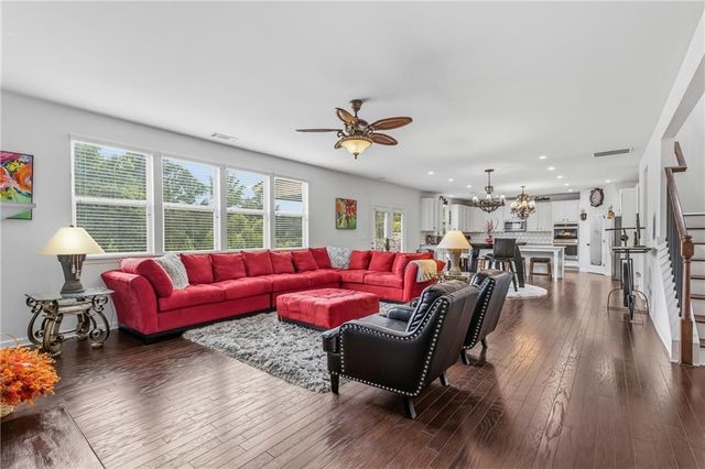 7905 Brewton Creek Drive, Cumming, GA 30028