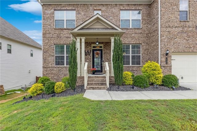 7905 Brewton Creek Drive, Cumming, GA 30028