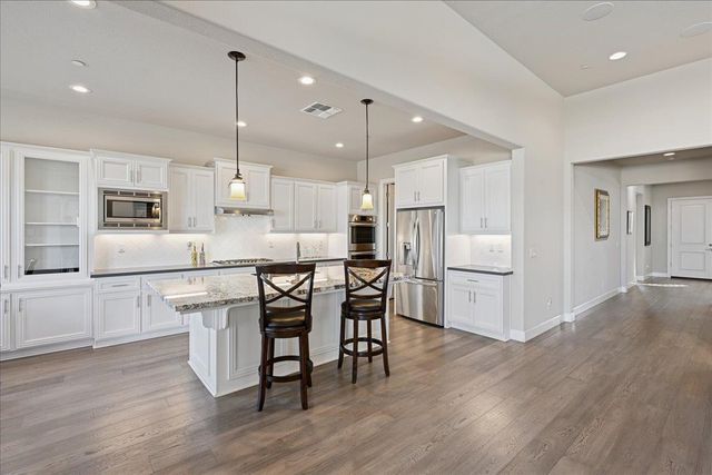 3403 Paseo Mira Vista Dr, Lincoln, CA 95648