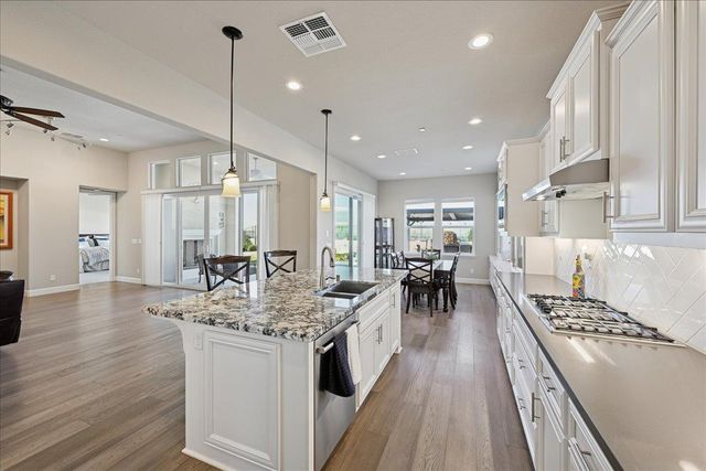 3403 Paseo Mira Vista Dr, Lincoln, CA 95648