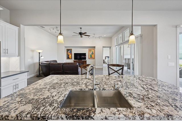 3403 Paseo Mira Vista Dr, Lincoln, CA 95648