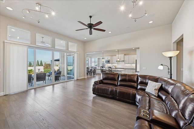 3403 Paseo Mira Vista Dr, Lincoln, CA 95648