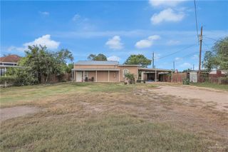 364 E Austin Avenue, Alamo, TX 78516