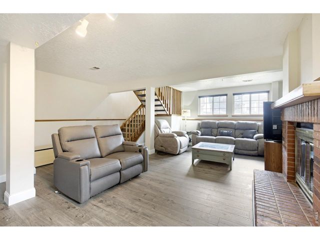 4962 W 7th St W, Greeley, CO 80634