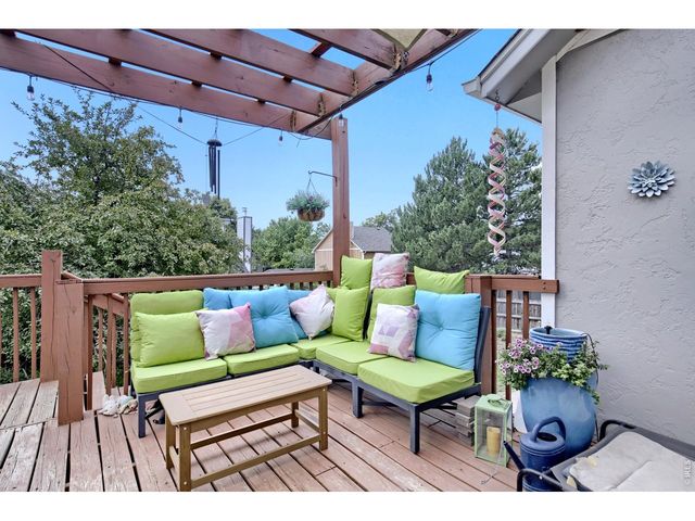 4962 W 7th St W, Greeley, CO 80634