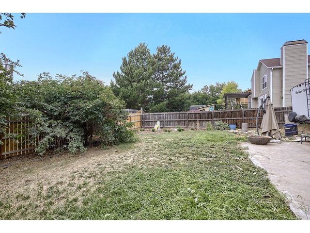 4962 W 7th St W, Greeley, CO 80634