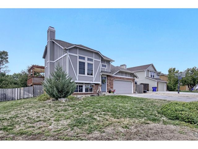 4962 W 7th St W, Greeley, CO 80634