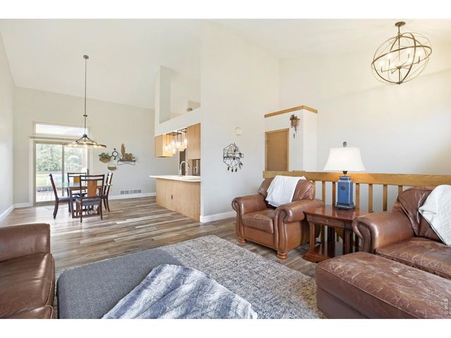 4962 W 7th St W, Greeley, CO 80634