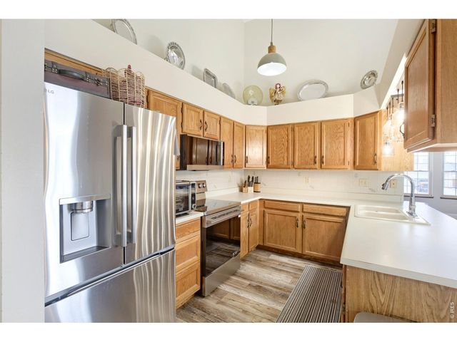 4962 W 7th St W, Greeley, CO 80634