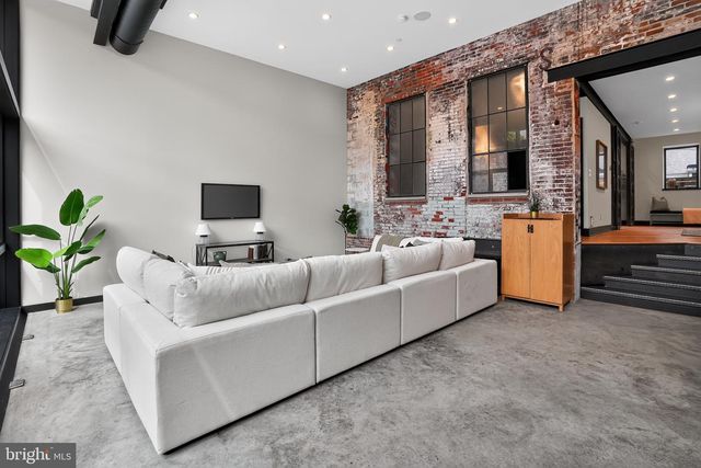 2619-21 EMERALD ST, Philadelphia, PA 19125