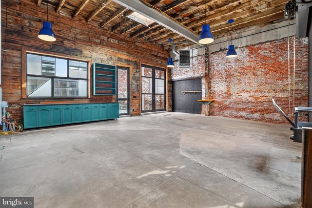 2619-21 EMERALD ST, Philadelphia, PA 19125