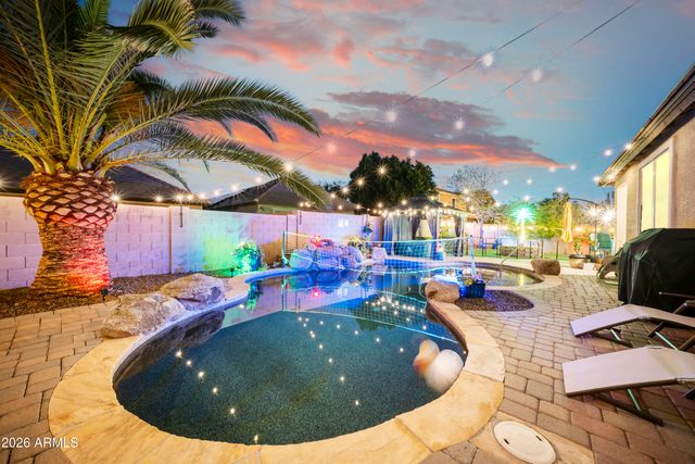 17239 W IRONWOOD Street, Surprise, AZ 85388