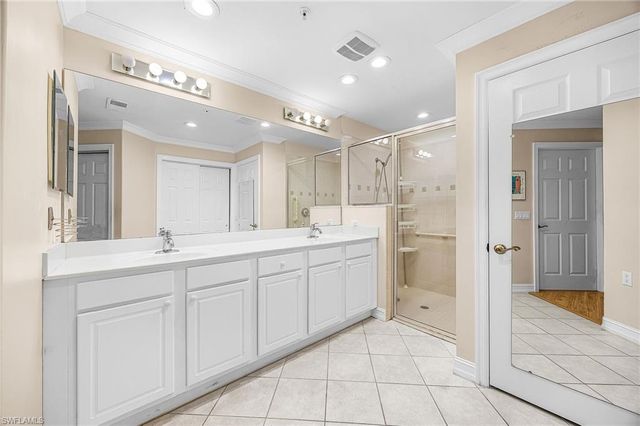 11033 Harbour Yacht CT # 101, Fort Myers, FL 33908