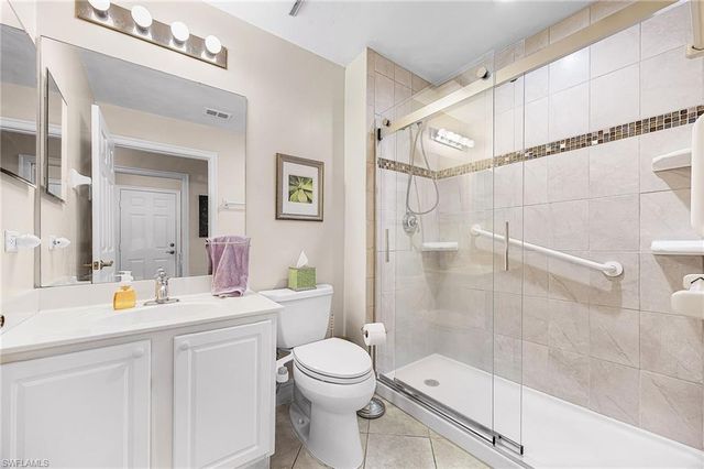 11033 Harbour Yacht CT # 101, Fort Myers, FL 33908