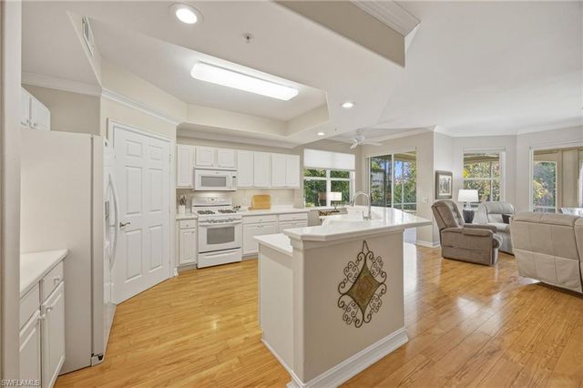 11033 Harbour Yacht CT # 101, Fort Myers, FL 33908