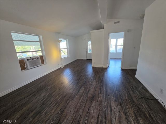 17700 WESTERN Avenue 1, Gardena, CA 90248