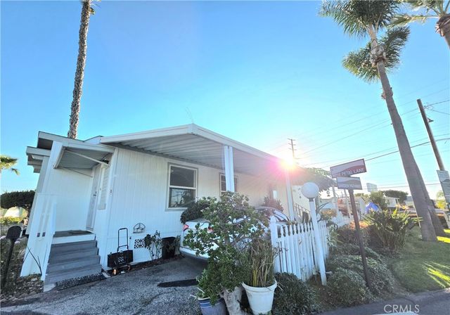 17700 WESTERN Avenue 1, Gardena, CA 90248