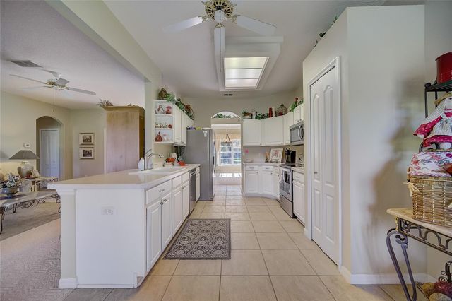 2234 FENTON AVENUE, Clermont, FL 34711