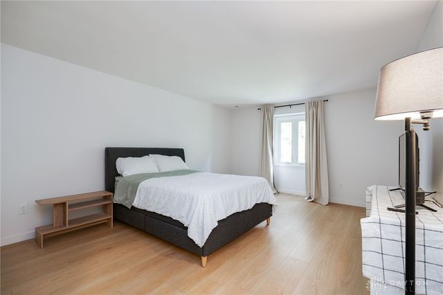 99 Davis Road, Dayton, OH 45459