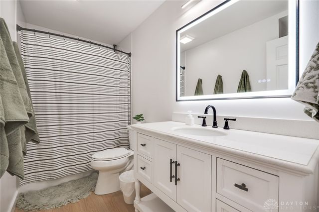 99 Davis Road, Dayton, OH 45459