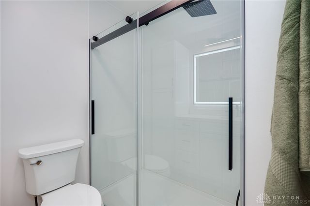 99 Davis Road, Dayton, OH 45459