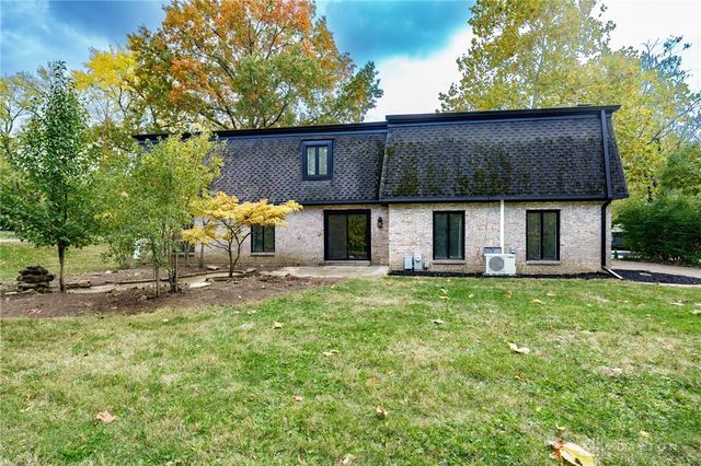 99 Davis Road, Dayton, OH 45459