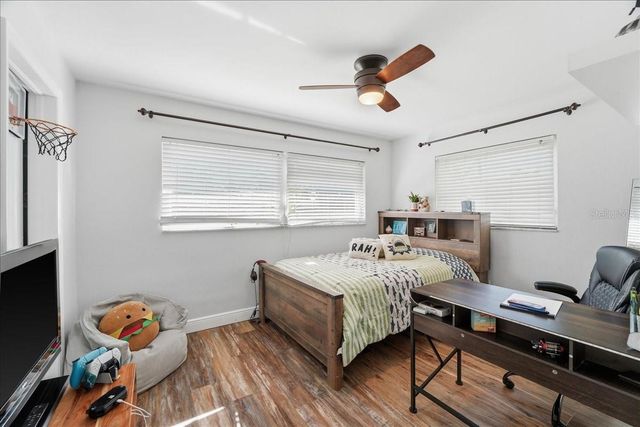 1023 EL VALLE AVENUE, Fort Myers, FL 33919