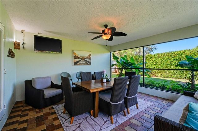 1023 EL VALLE AVENUE, Fort Myers, FL 33919