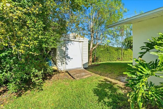 1023 EL VALLE AVENUE, Fort Myers, FL 33919