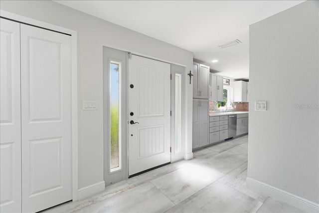 1023 EL VALLE AVENUE, Fort Myers, FL 33919