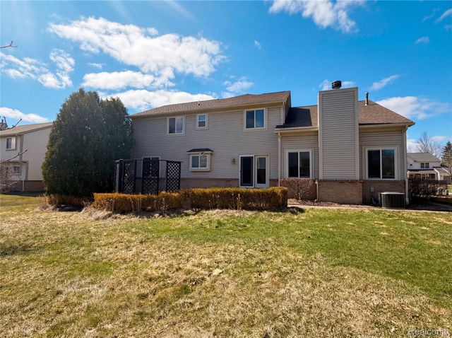 143 Easton Drive, Southfield Township, MI 48178