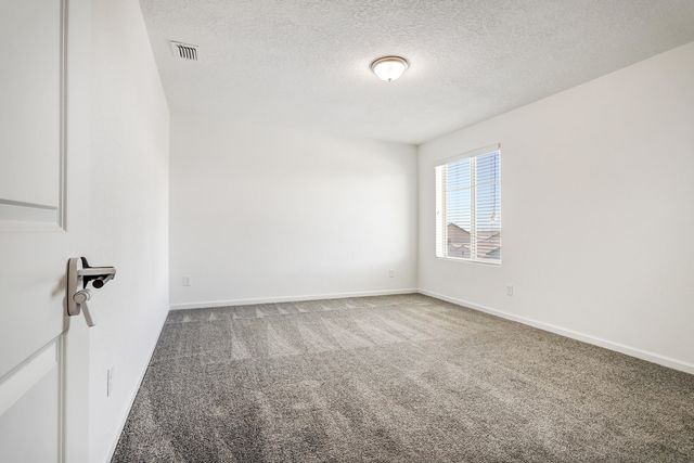 12109 Echo Valley Lane NW, Albuquerque, NM 87120