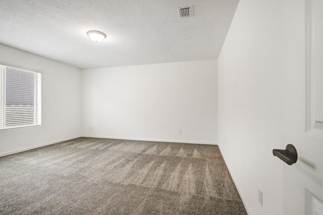 12109 Echo Valley Lane NW, Albuquerque, NM 87120