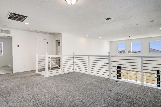 12109 Echo Valley Lane NW, Albuquerque, NM 87120