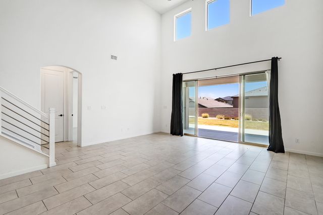 12109 Echo Valley Lane NW, Albuquerque, NM 87120