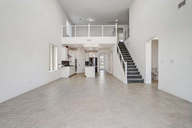12109 Echo Valley Lane NW, Albuquerque, NM 87120