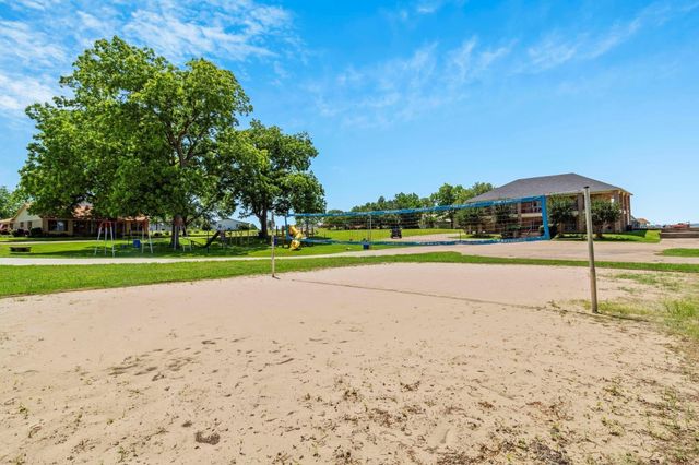 149 Bending Oaks Lane, Livingston, TX 77351