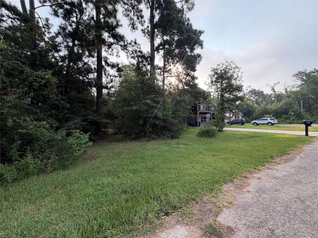 149 Bending Oaks Lane, Livingston, TX 77351