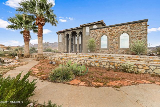 5041 Diamond Mine Road, Las Cruces, NM 88011