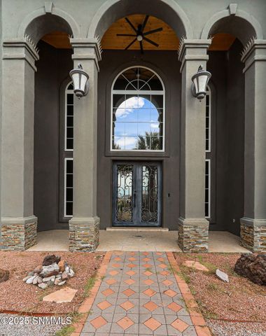 5041 Diamond Mine Road, Las Cruces, NM 88011