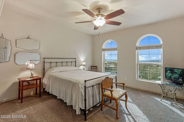 5041 Diamond Mine Road, Las Cruces, NM 88011