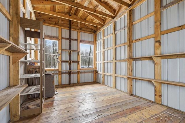 2647 W Huckleberry Road, Sanford, MI 48657