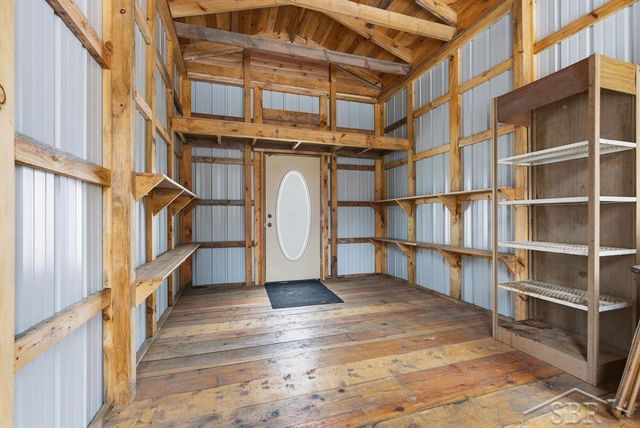 2647 W Huckleberry Road, Sanford, MI 48657