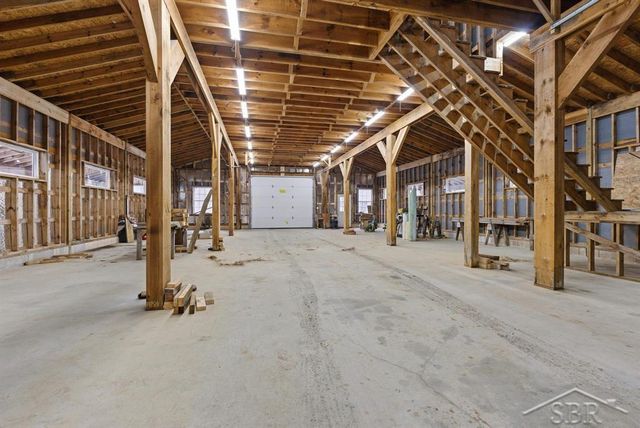 2647 W Huckleberry Road, Sanford, MI 48657