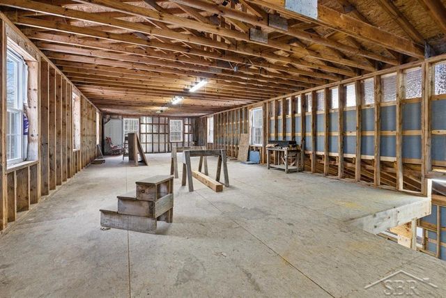 2647 W Huckleberry Road, Sanford, MI 48657