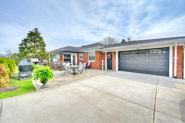 2910 Dixie HWY, Crestview Hills, KY 41017