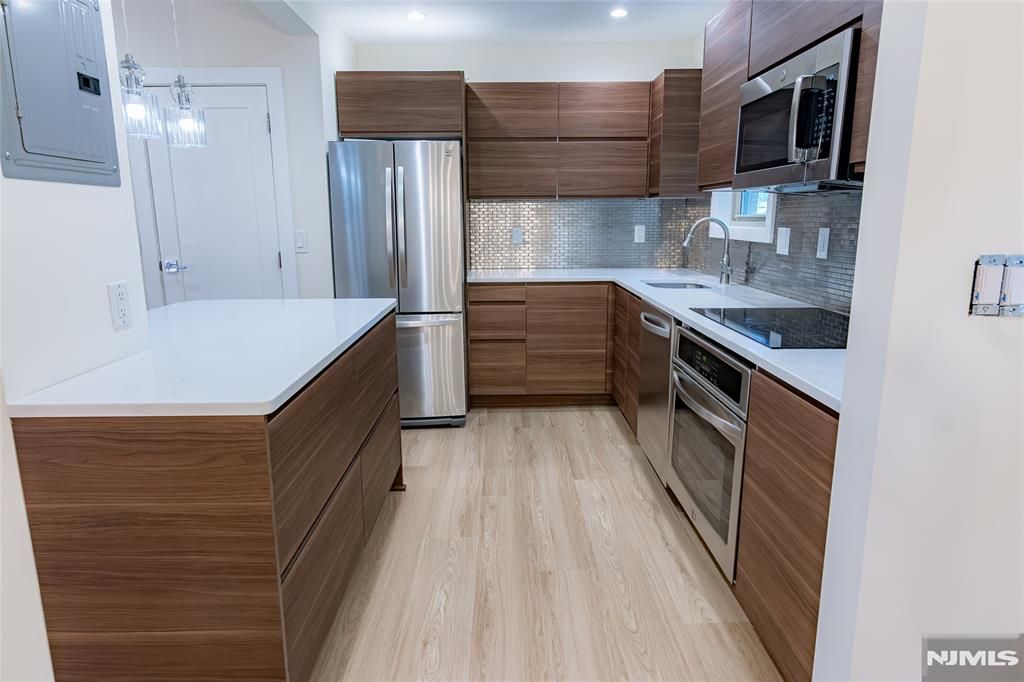 29 Upper Mountain Avenue C2901, Montclair, NJ 07042